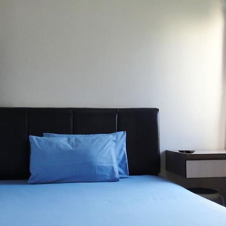 Comfort House Hotel Баликпапан Екстериор снимка