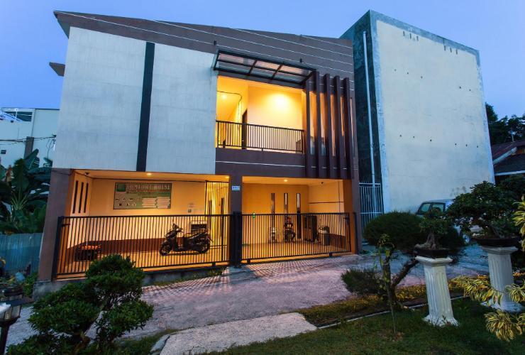 Comfort House Hotel Баликпапан Екстериор снимка